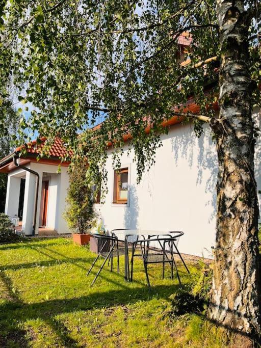 Apartman Se Zahradou 20 Minut Do Centra Prahy Ořech Exterior foto